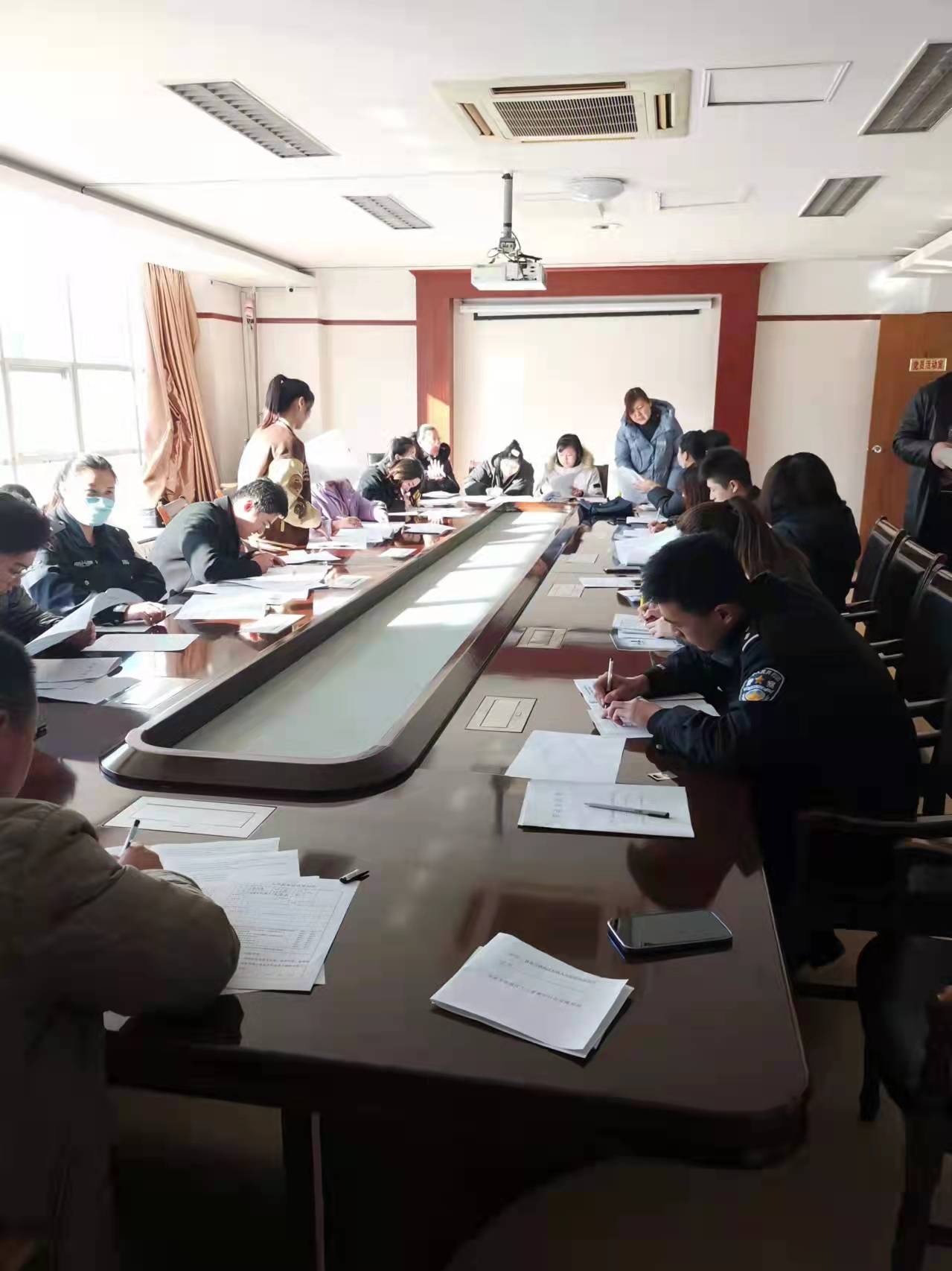 濟(jì)南市鋼城區(qū)人民法院簽訂勞動(dòng)合同現(xiàn)場(chǎng)IMG_5822(20211201-221608).JPG
