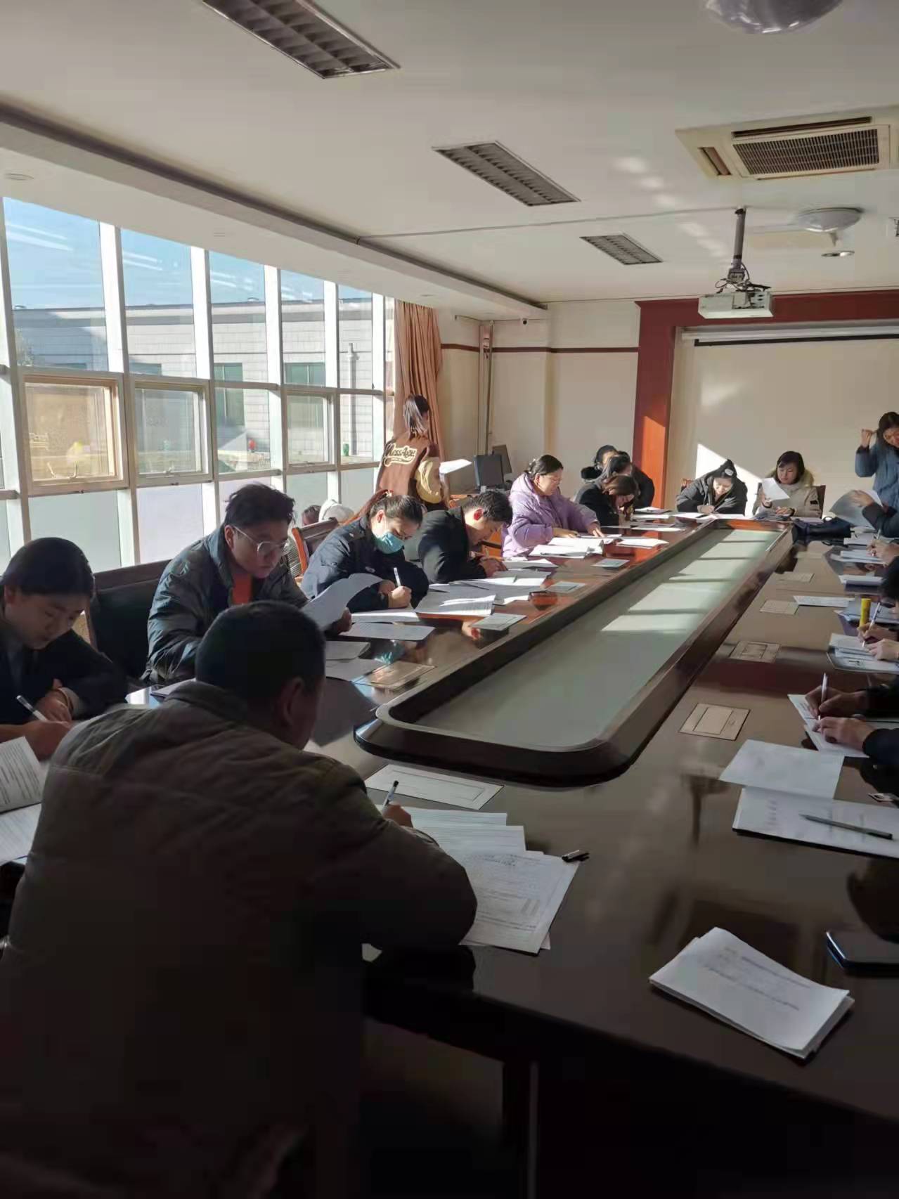 濟(jì)南市鋼城區(qū)人民法院簽訂勞動(dòng)合同現(xiàn)場(chǎng)IMG_5823(20211201-221608).JPG